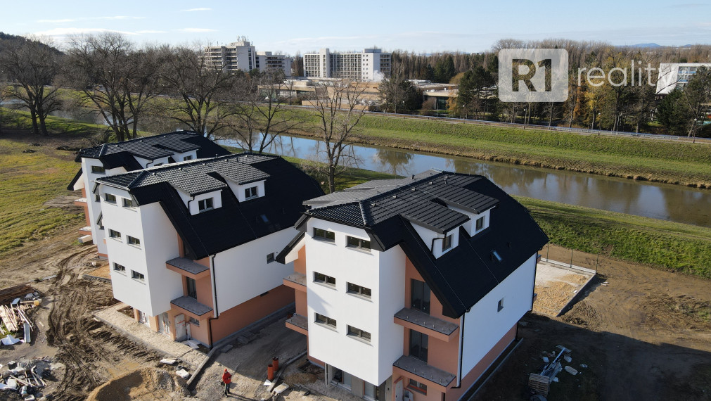 RiverResort nový 2 izb. byt A+ s terasou / Piešťany Banka